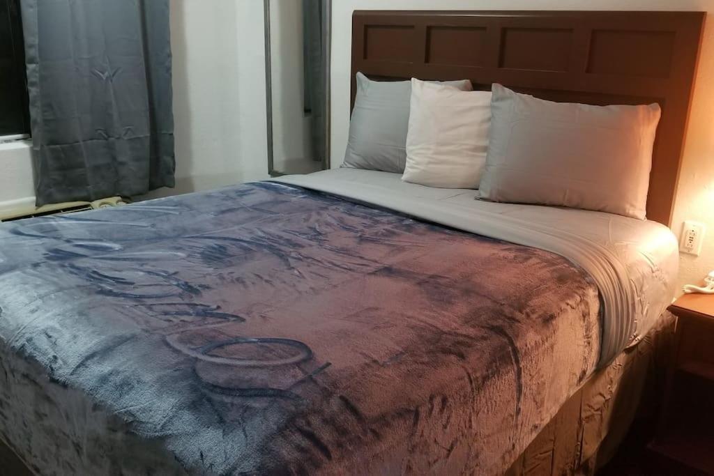 Osu 2 Queen Beds Hotel Room 230 Wi-Fi Стилуотер Экстерьер фото